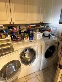 Front-loading washer and dryer set