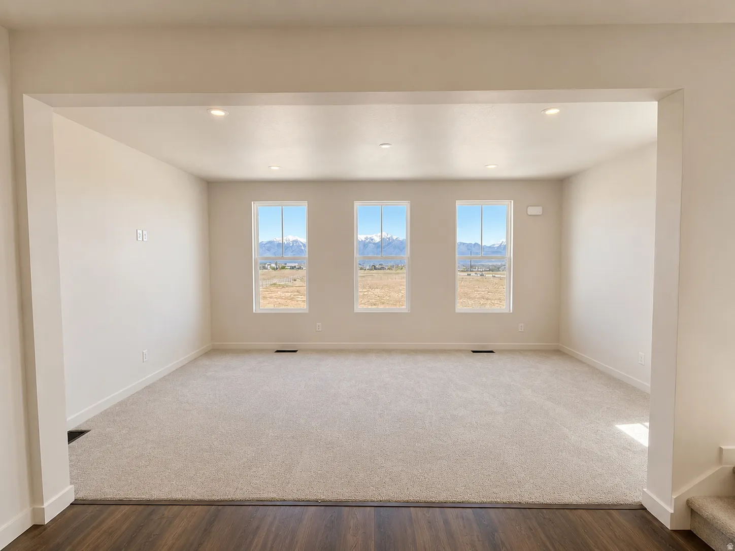 Large family room just off the kitchen with amazing Mountain Views