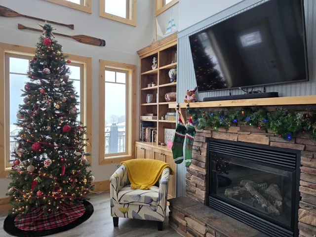 It's Winter in the Rookies... year round oasis.  Here's a vision of your holidays at there best!