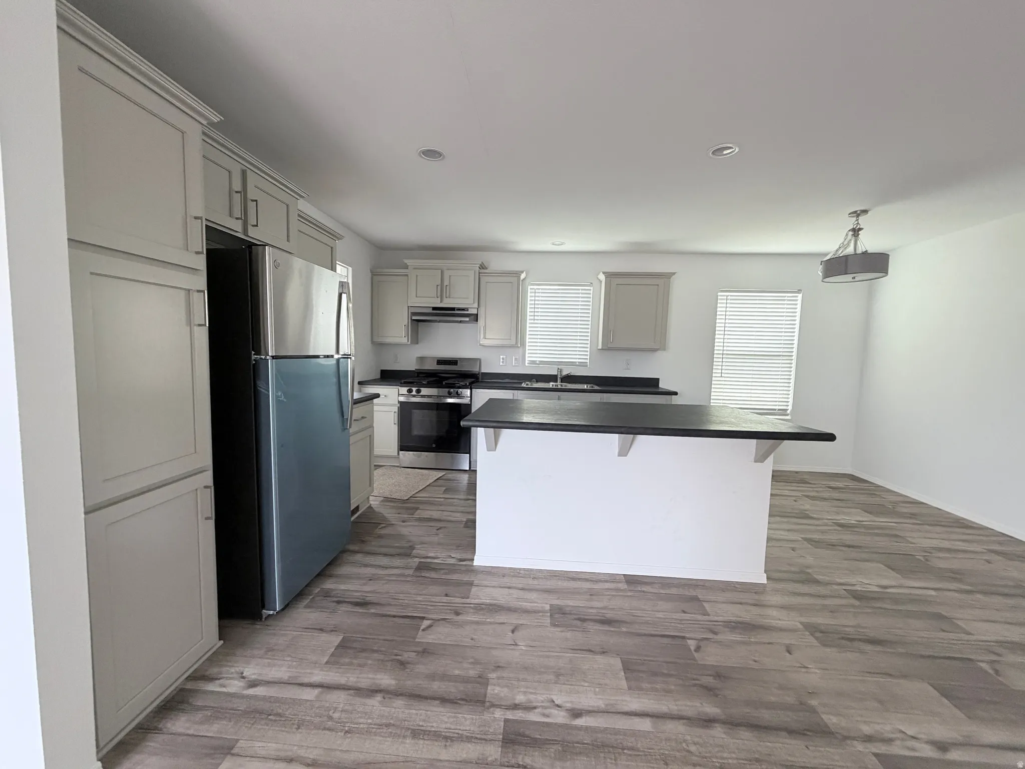 Kitchen and dining area