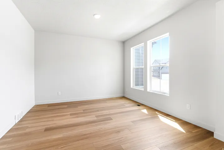 1208 W Mahogany St, Saratoga Springs, Utah 84045