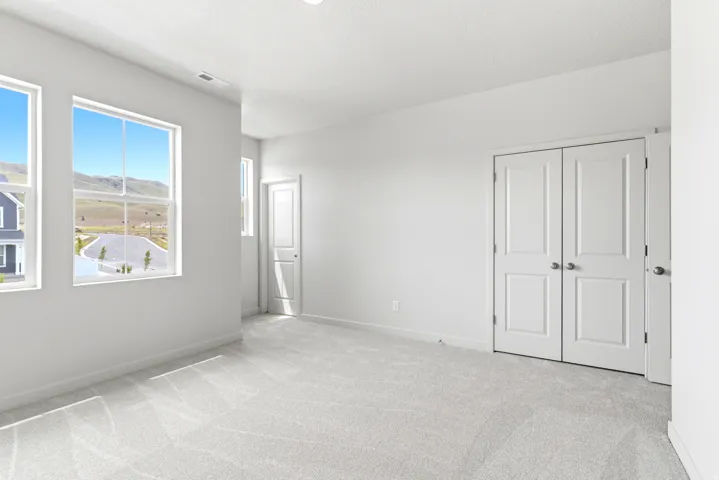 1208 W Mahogany St, Saratoga Springs, Utah 84045