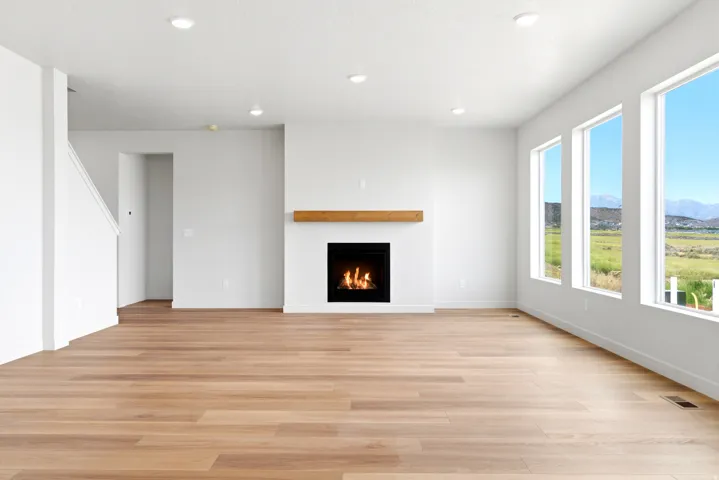 1208 W Mahogany St, Saratoga Springs, Utah 84045