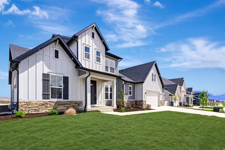 1208 W Mahogany St, Saratoga Springs, Utah 84045