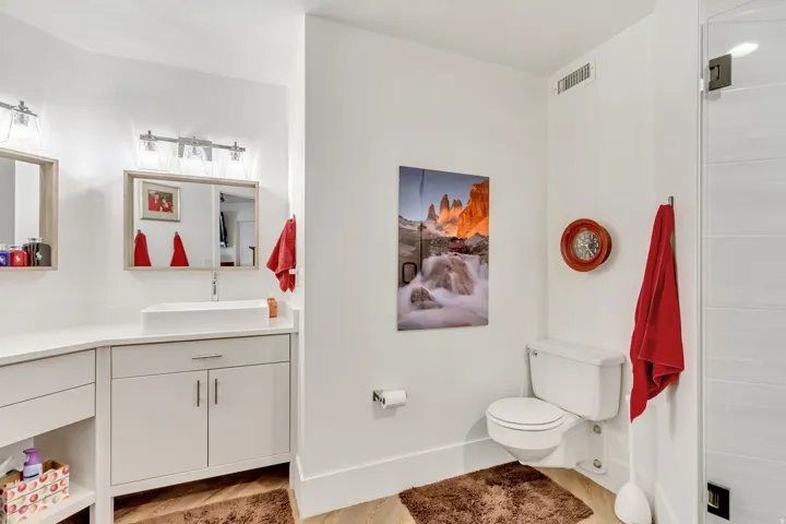900 S Donner Way #408, Salt Lake City, Utah 84108