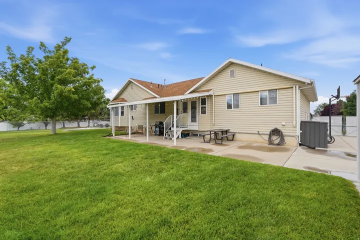 1761 W 500 N, West Point, Utah 84015