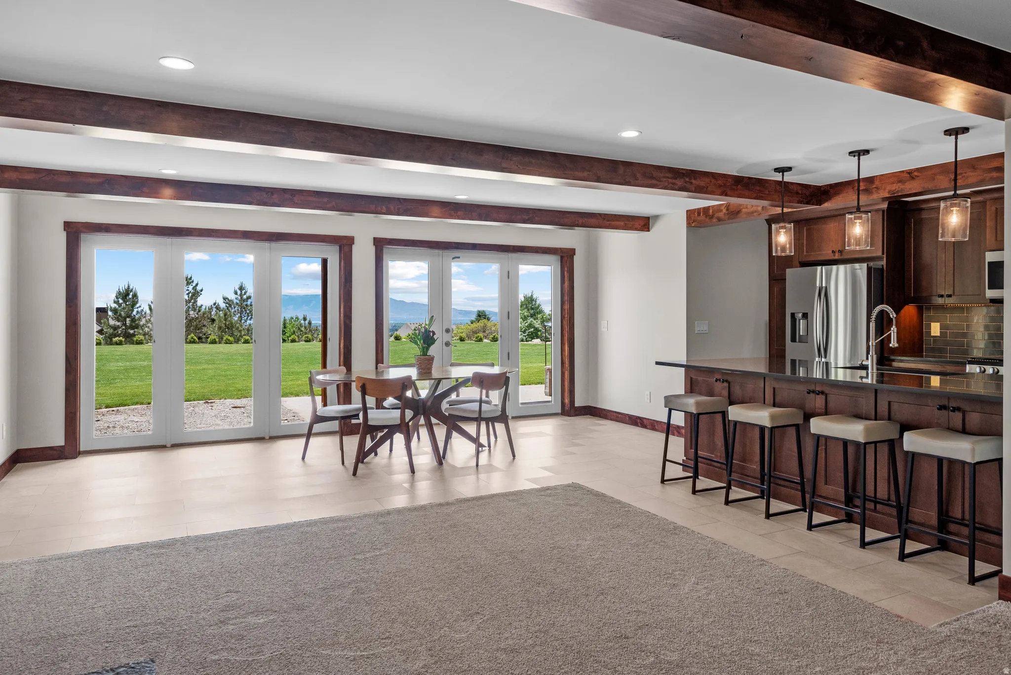 Basement Kitchen Sitting Area
