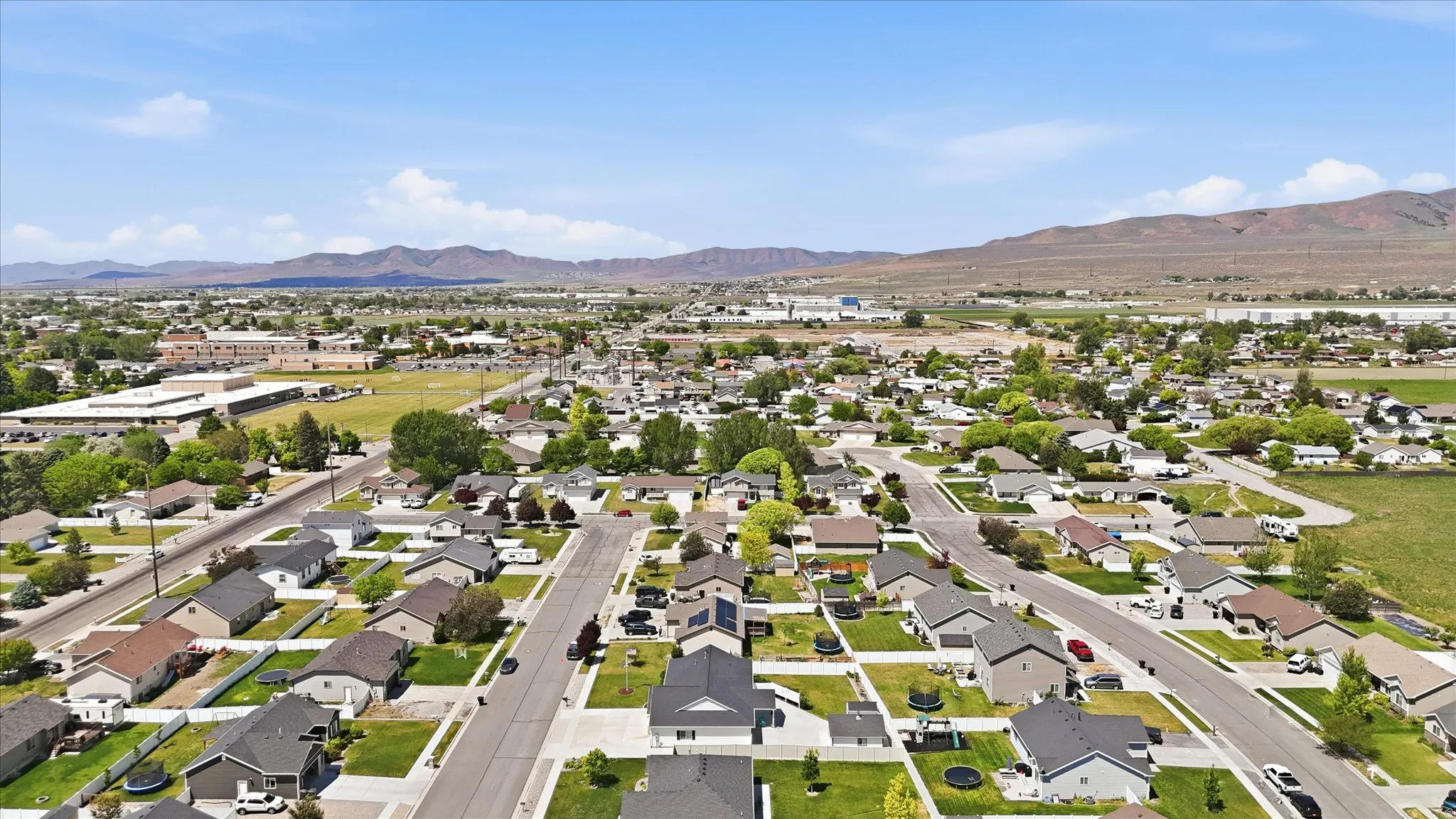 Expansive residential development featuring paved streets and established homes