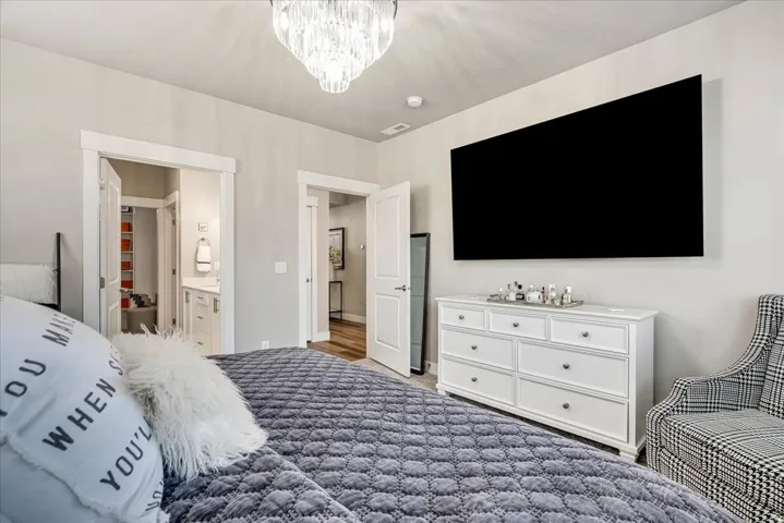 Cozy master bedroom