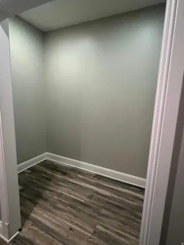 Storage 6x7 room