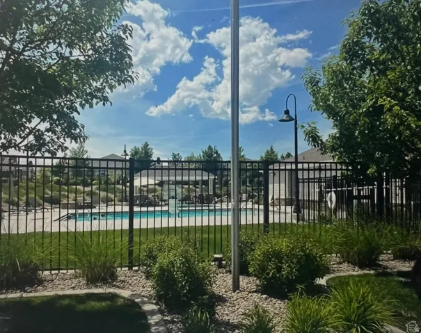 Community pool
