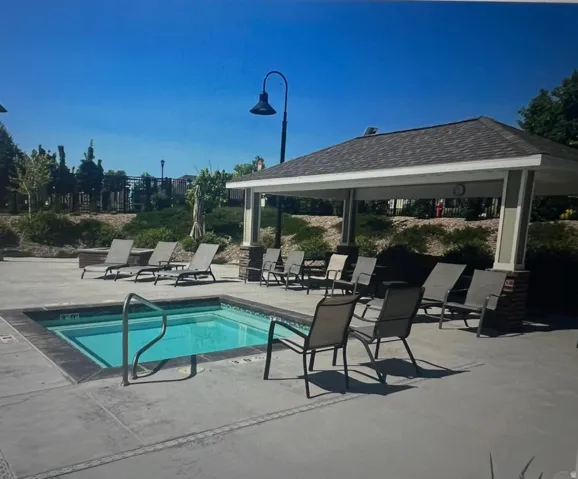 Community hot tub