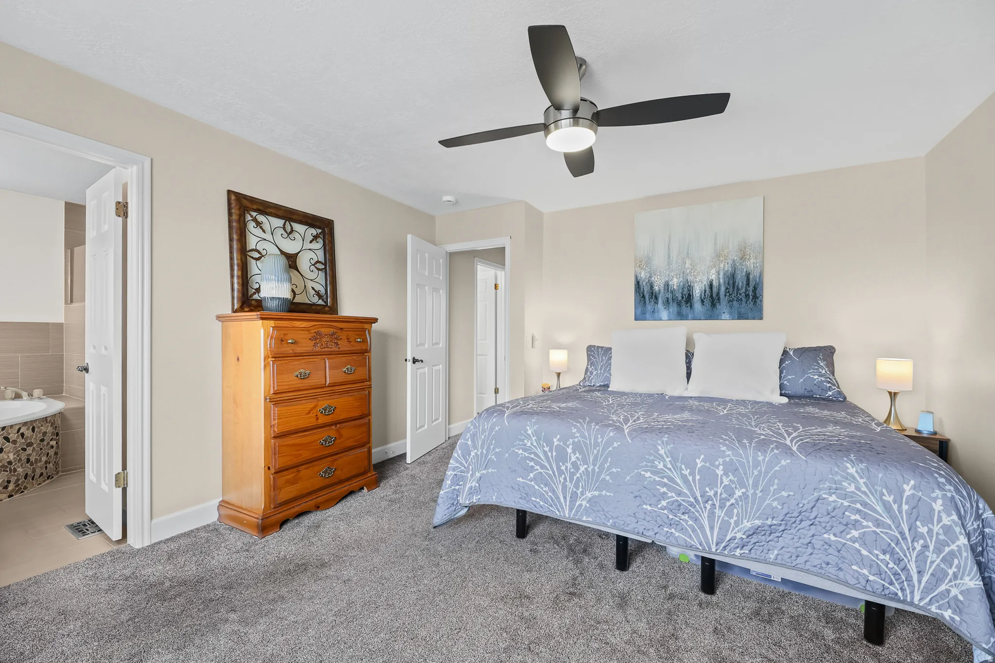 Ensuite Bedroom
