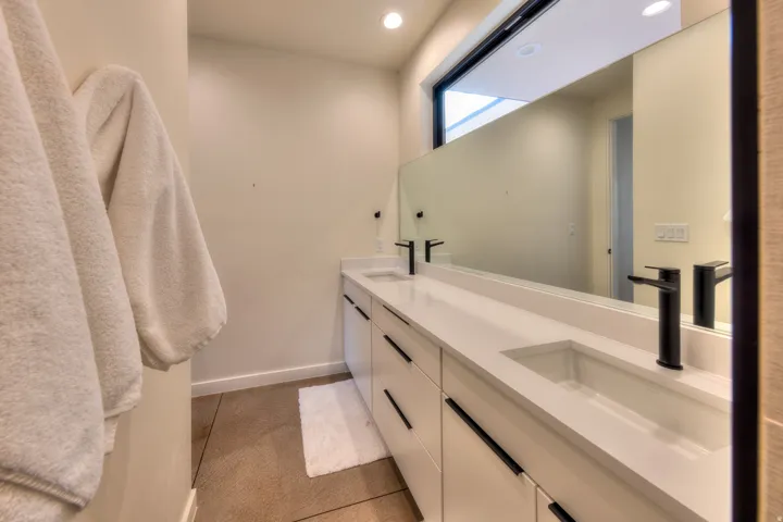 2209 Salida Del Sol, Moab, Utah 84532
