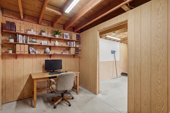 Could be used as a work space in many forms.