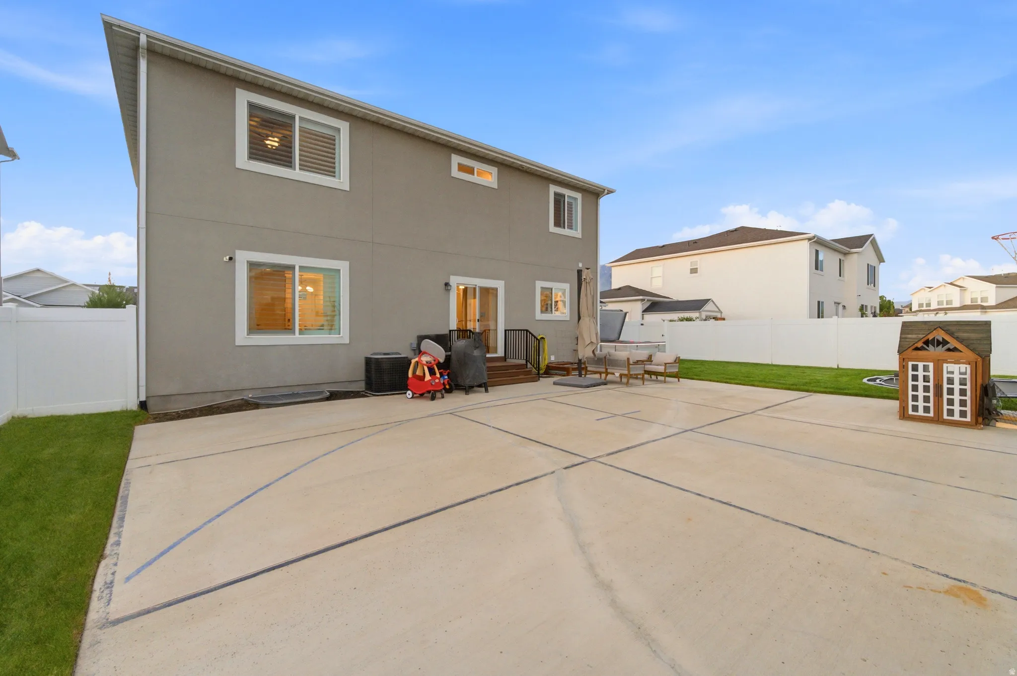 Pickleball court backyard!