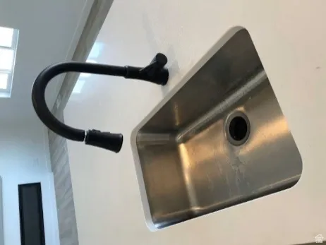 Kitchen sink