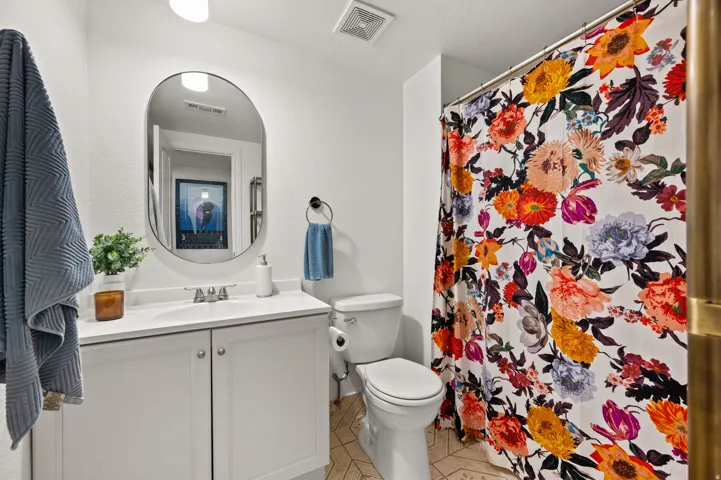 5330 S 590 E #i, Murray, Utah 84107