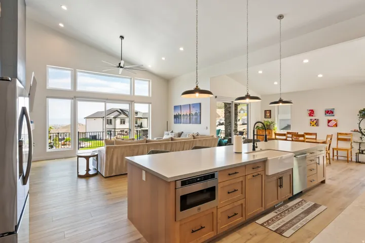 6623 W Wyatt Run Dr, Herriman, Utah 84096