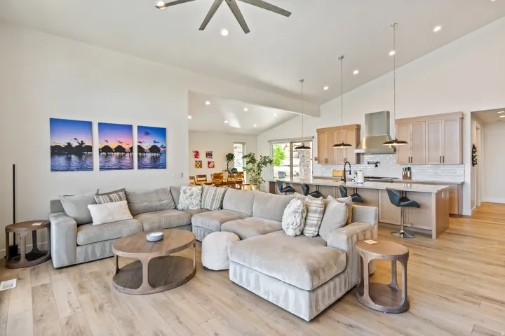 6623 W Wyatt Run Dr, Herriman, Utah 84096