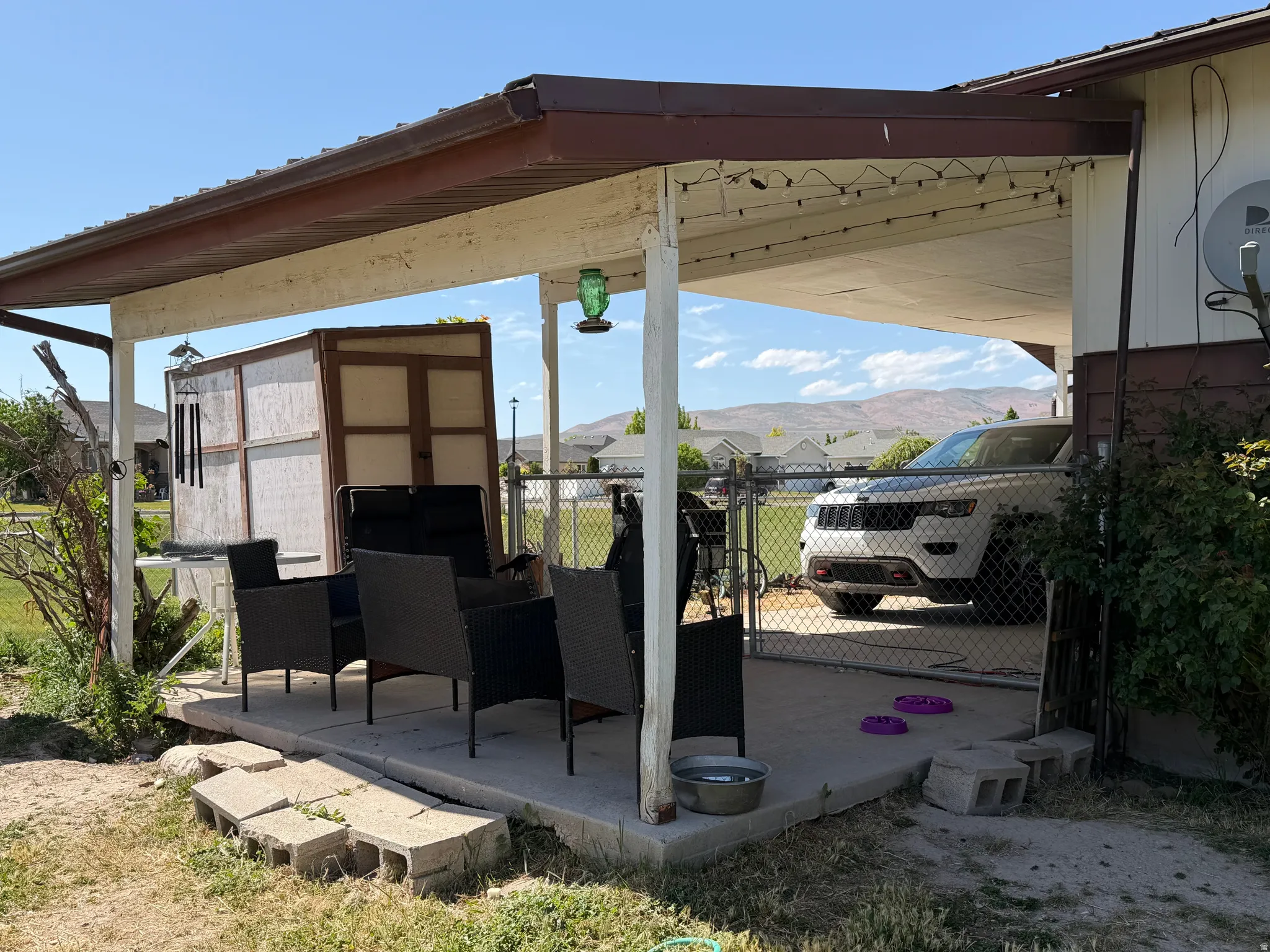 Covered concrete patio