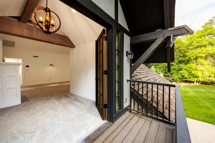 2400 E Walker Ln, Holladay, Utah 84117