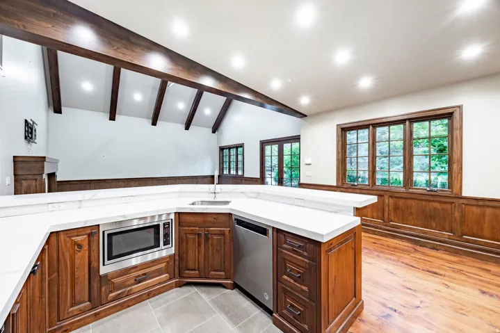 2400 E Walker Ln, Holladay, Utah 84117