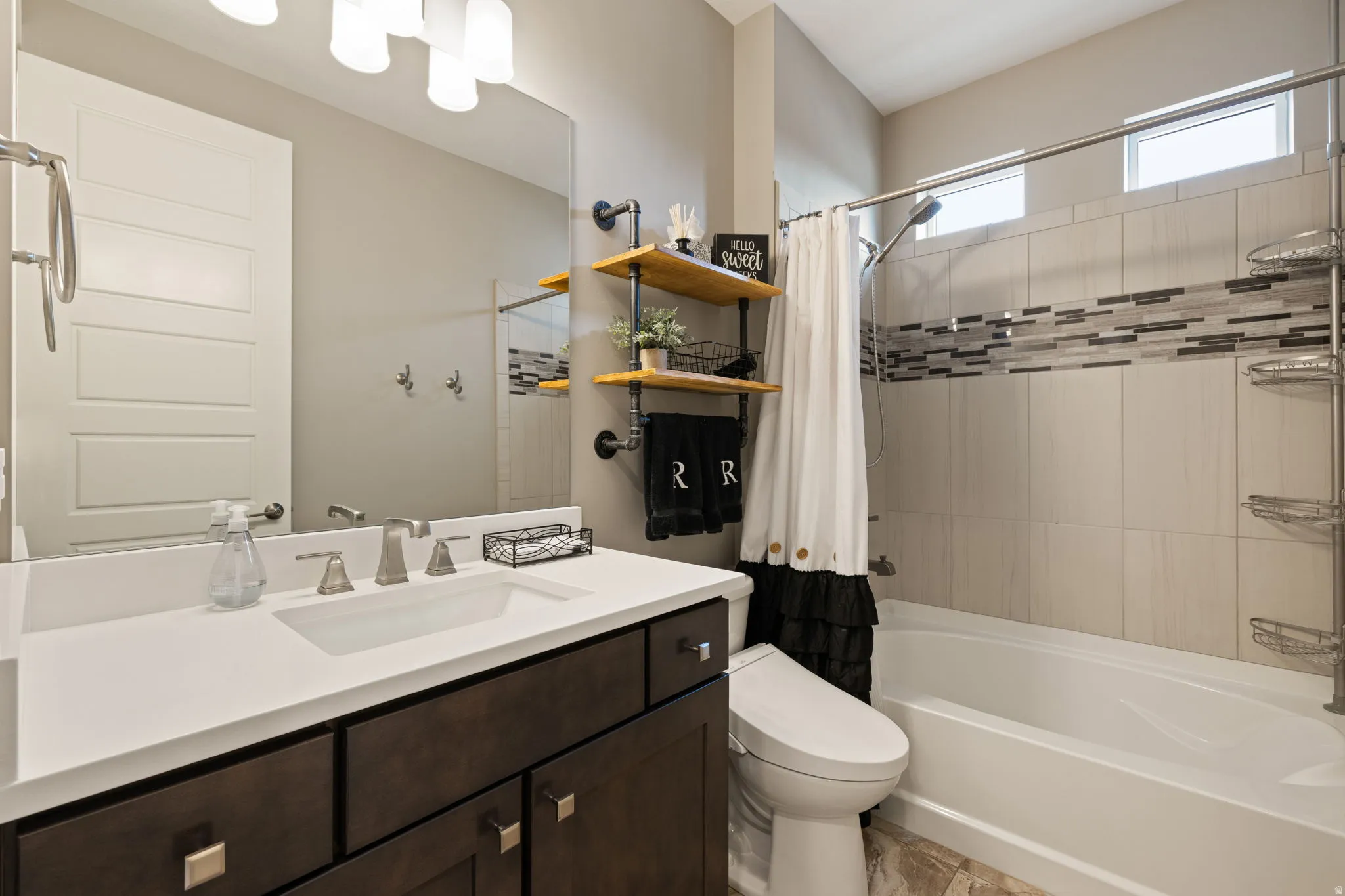 Full bathroom main level