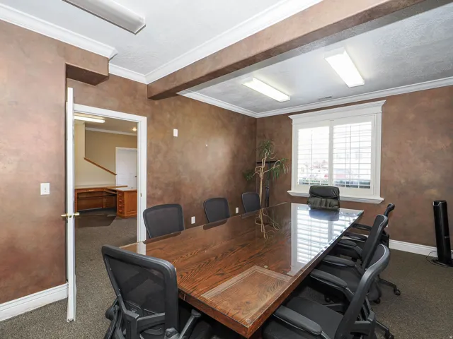 Office with ornamental molding