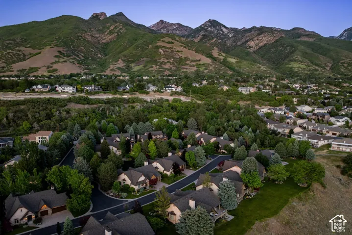 8371 S Via Riviera Way, Cottonwood Heights, Utah 84093
