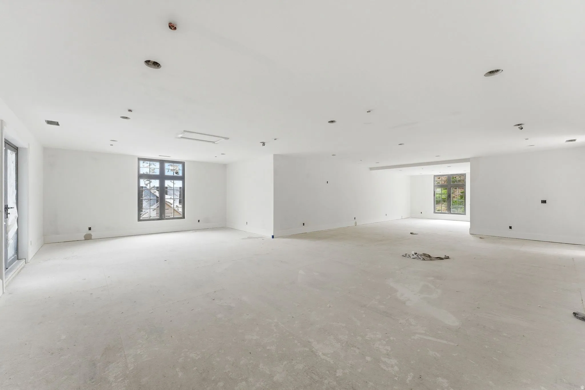 Multi-recreation room