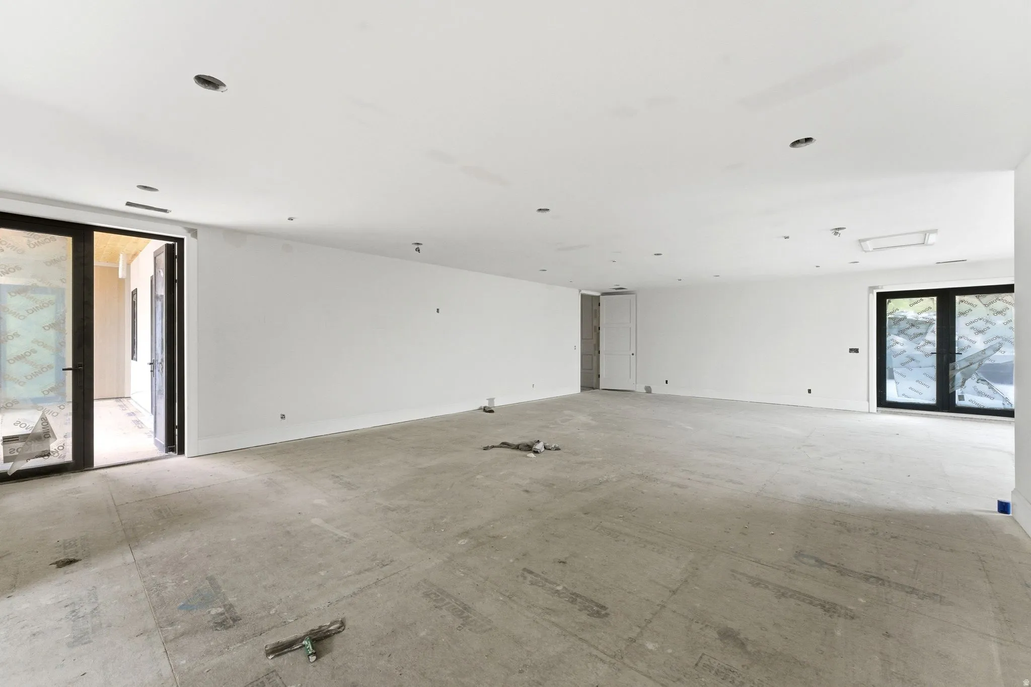 Multi-recreation room