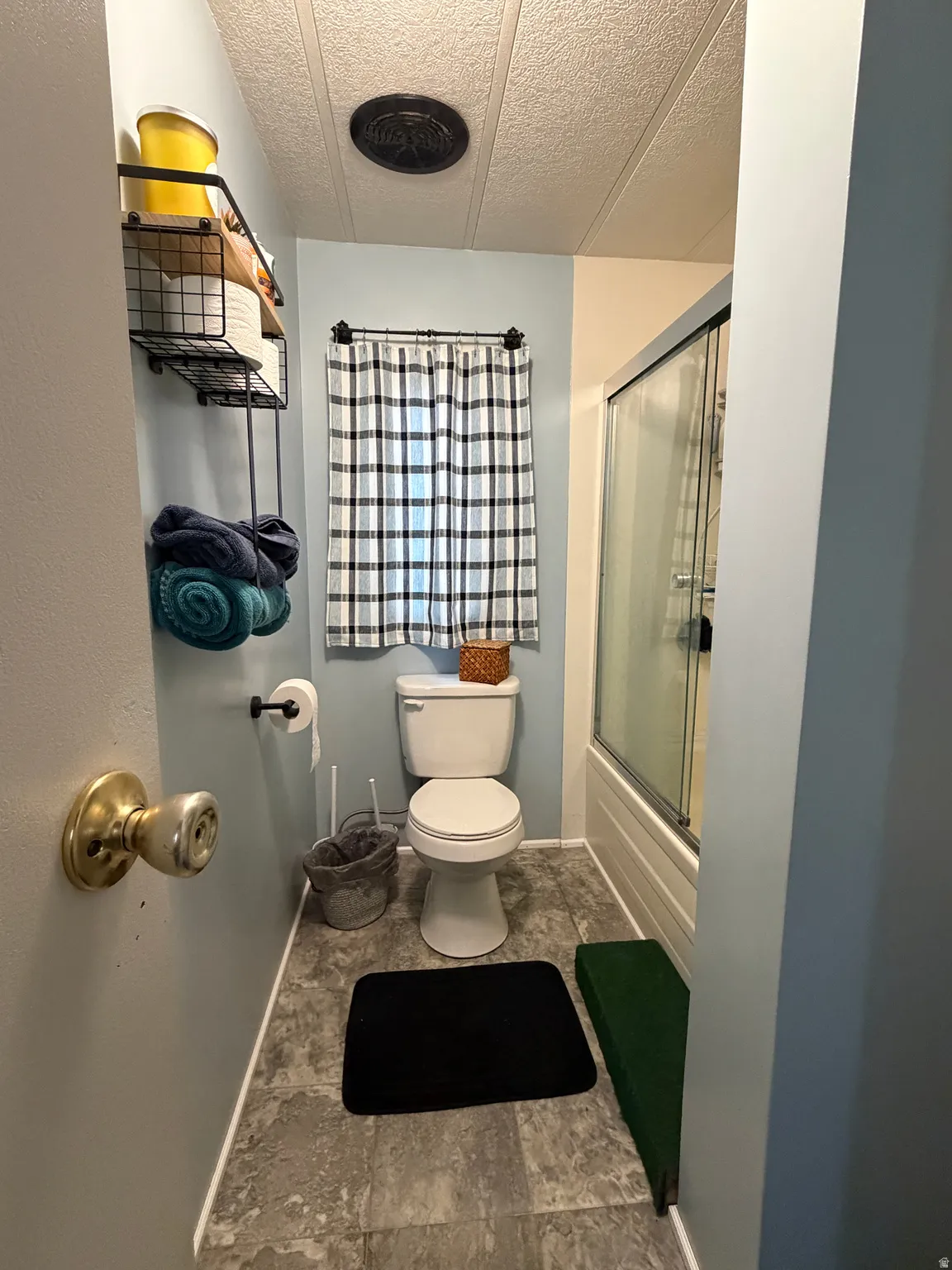 Main full bath