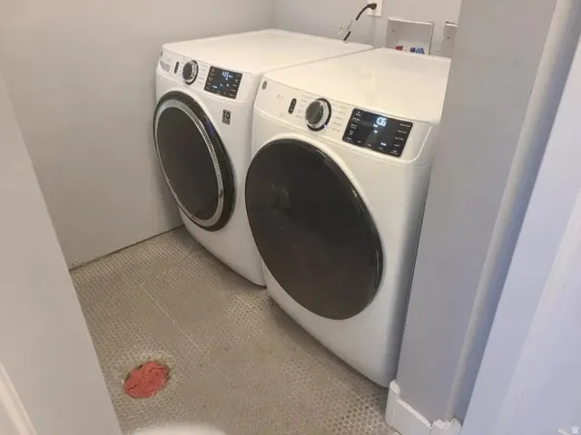Common laundry