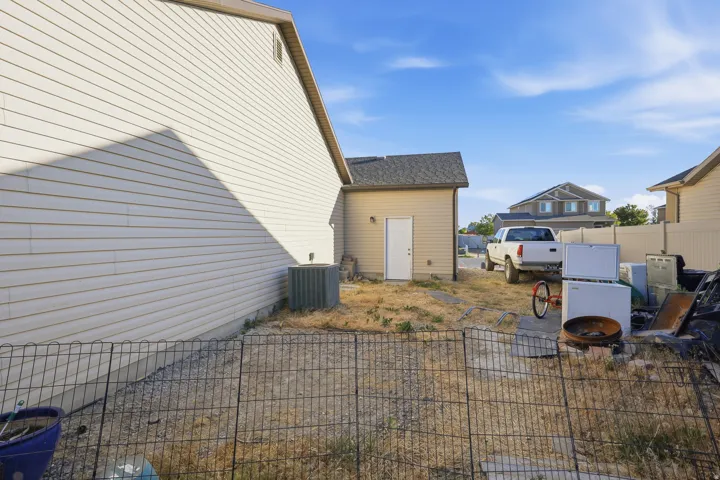 1101 E Searle Ln, Eagle Mountain, Utah 84005