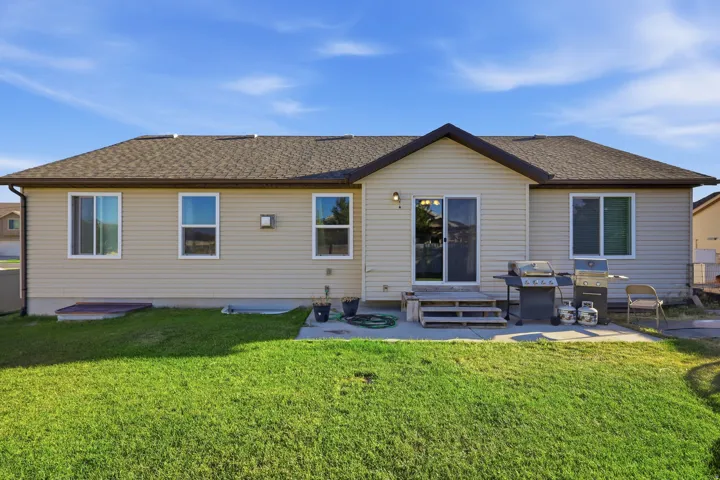 1101 E Searle Ln, Eagle Mountain, Utah 84005