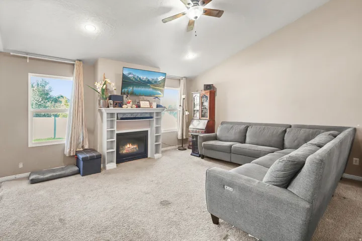 1101 E Searle Ln, Eagle Mountain, Utah 84005