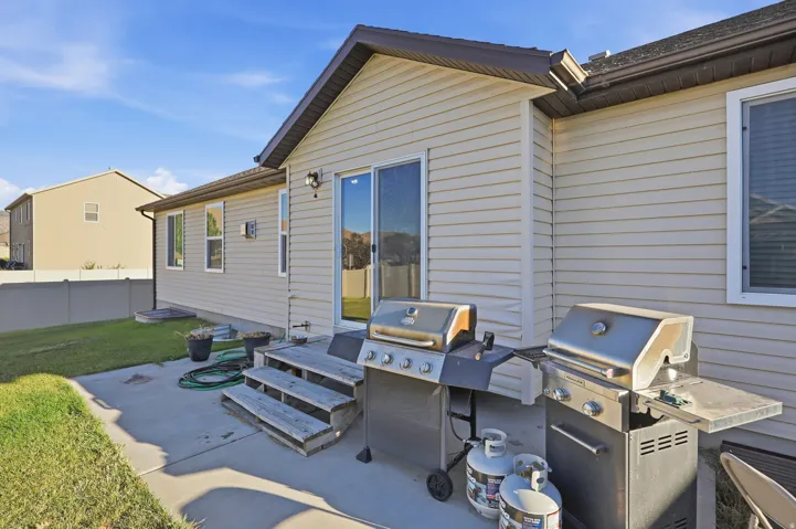 1101 E Searle Ln, Eagle Mountain, Utah 84005