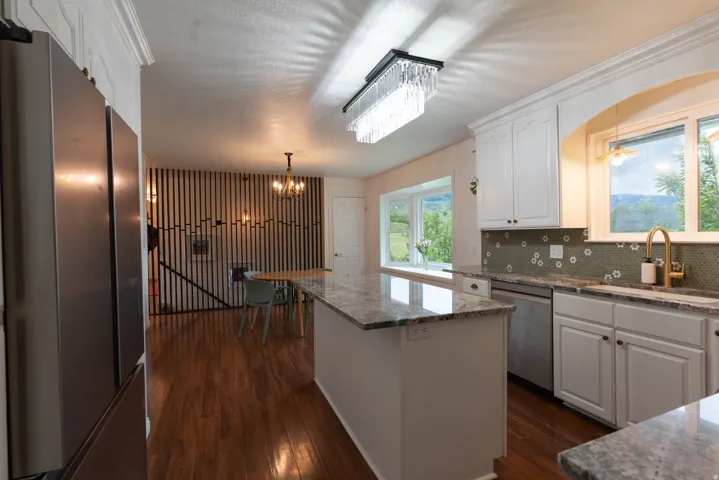 Check out the custom daily backsplash !