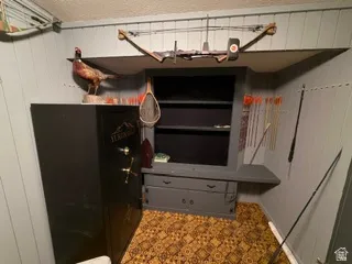 Den
