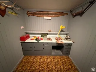 Den