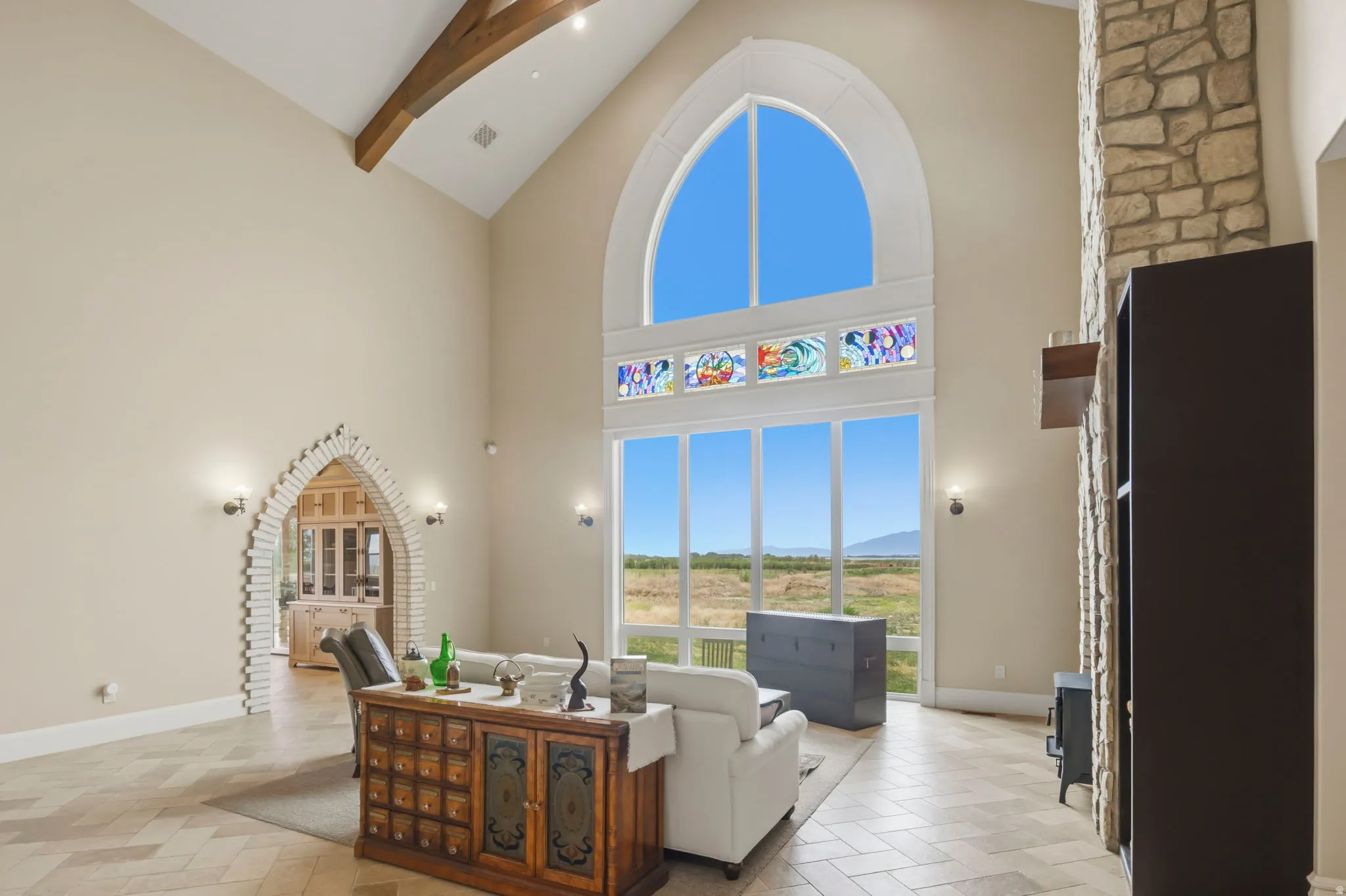 Vaulted ceiling with exposed wood beams