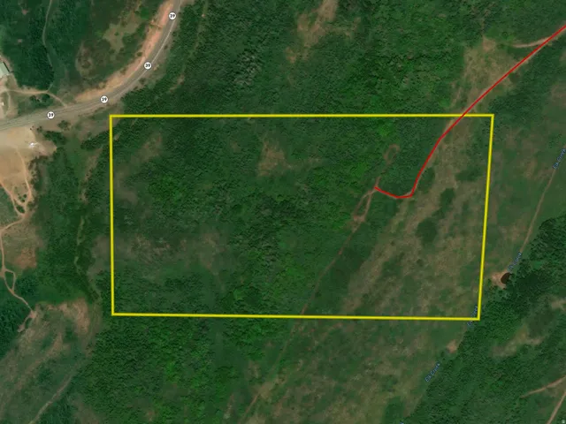 Aerial Property Boundary Map. Illustrating the defined perimeter of the property