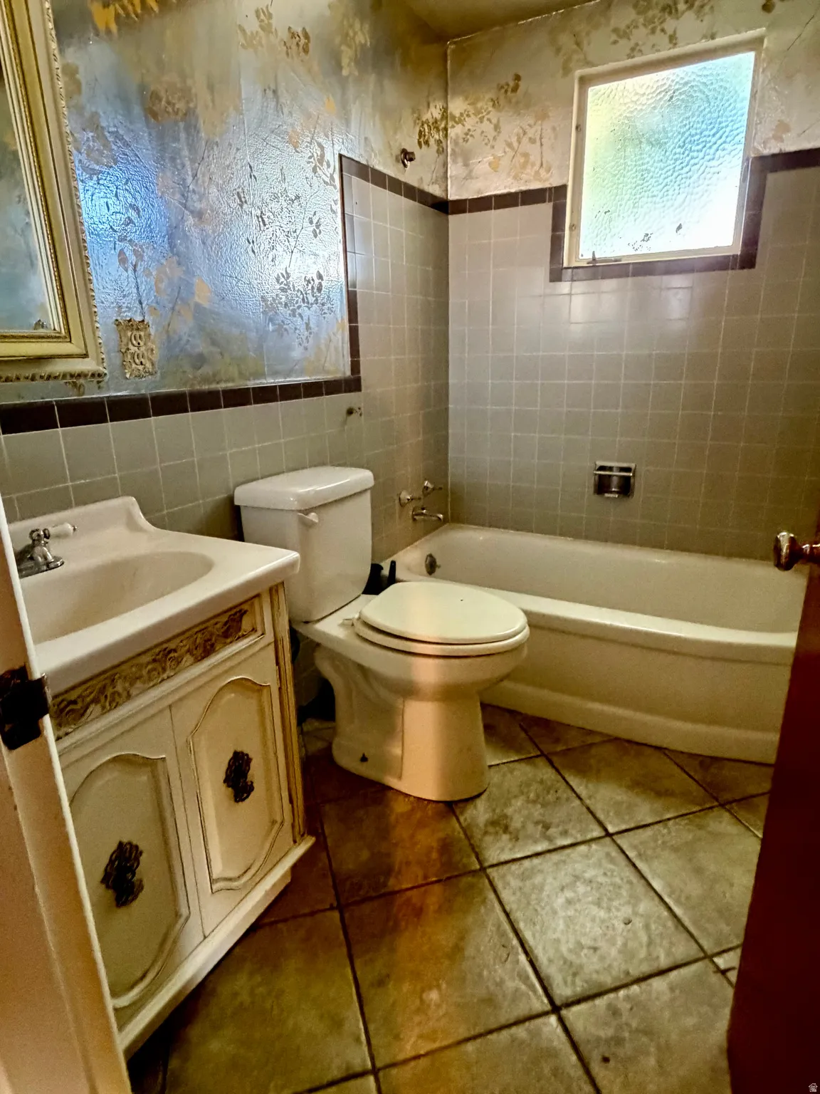 main level bathroom