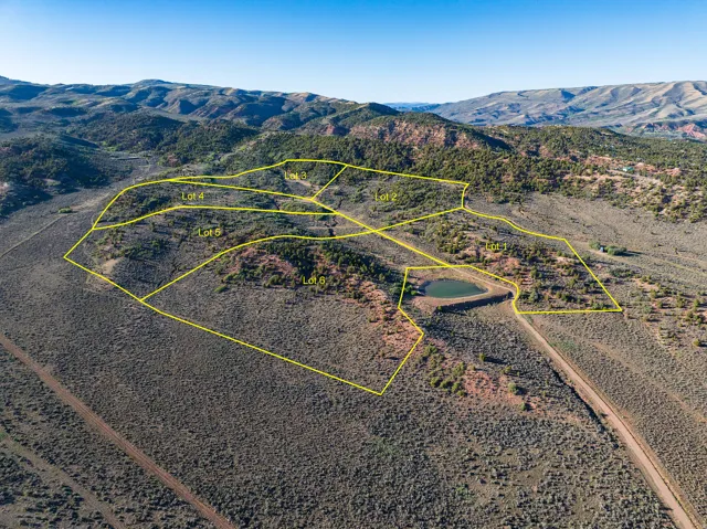 Beautiful Views of Oak Hills Ranch!