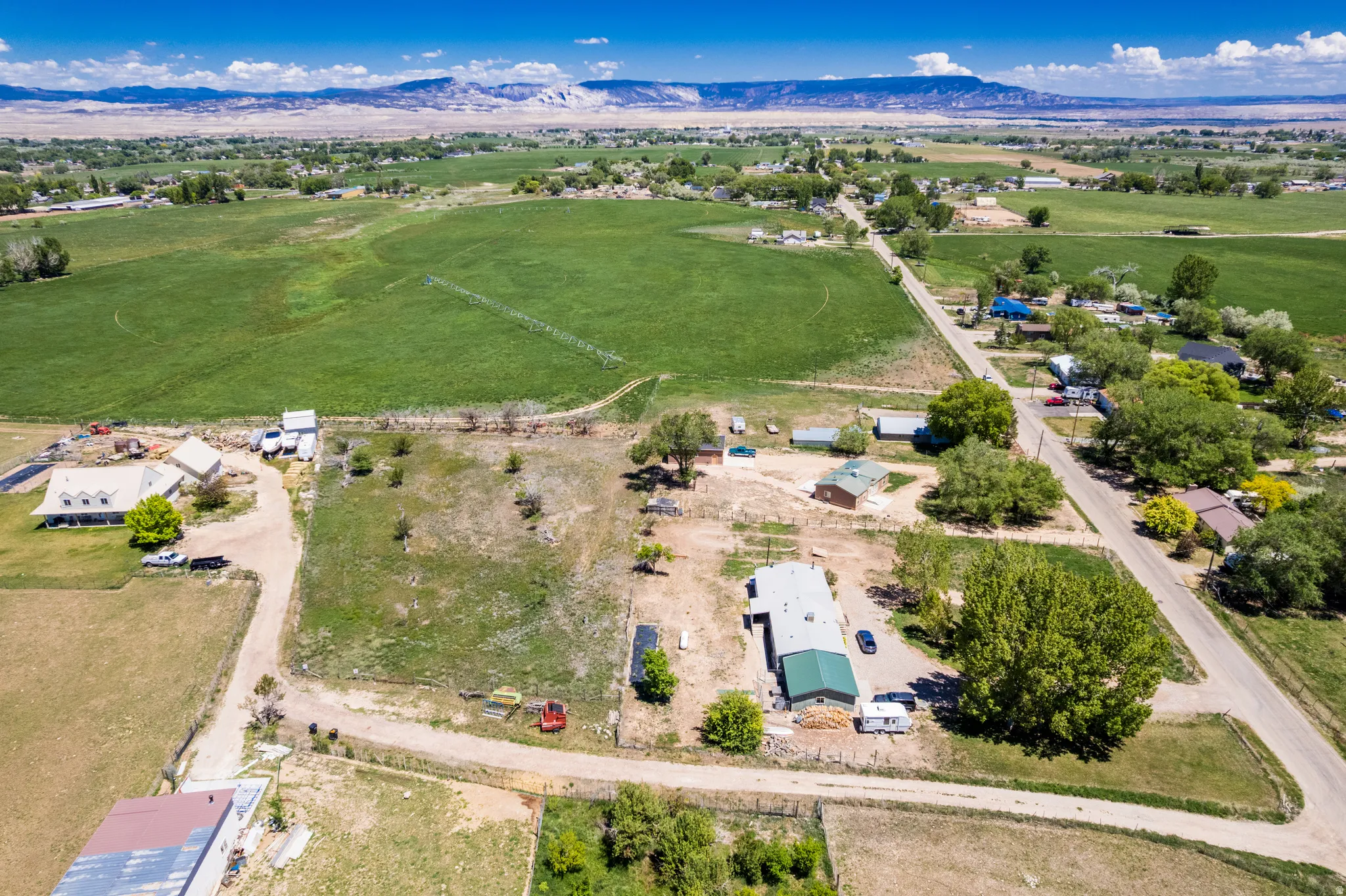 Expansive rural property featuring multiple residential structures and extensive acreage