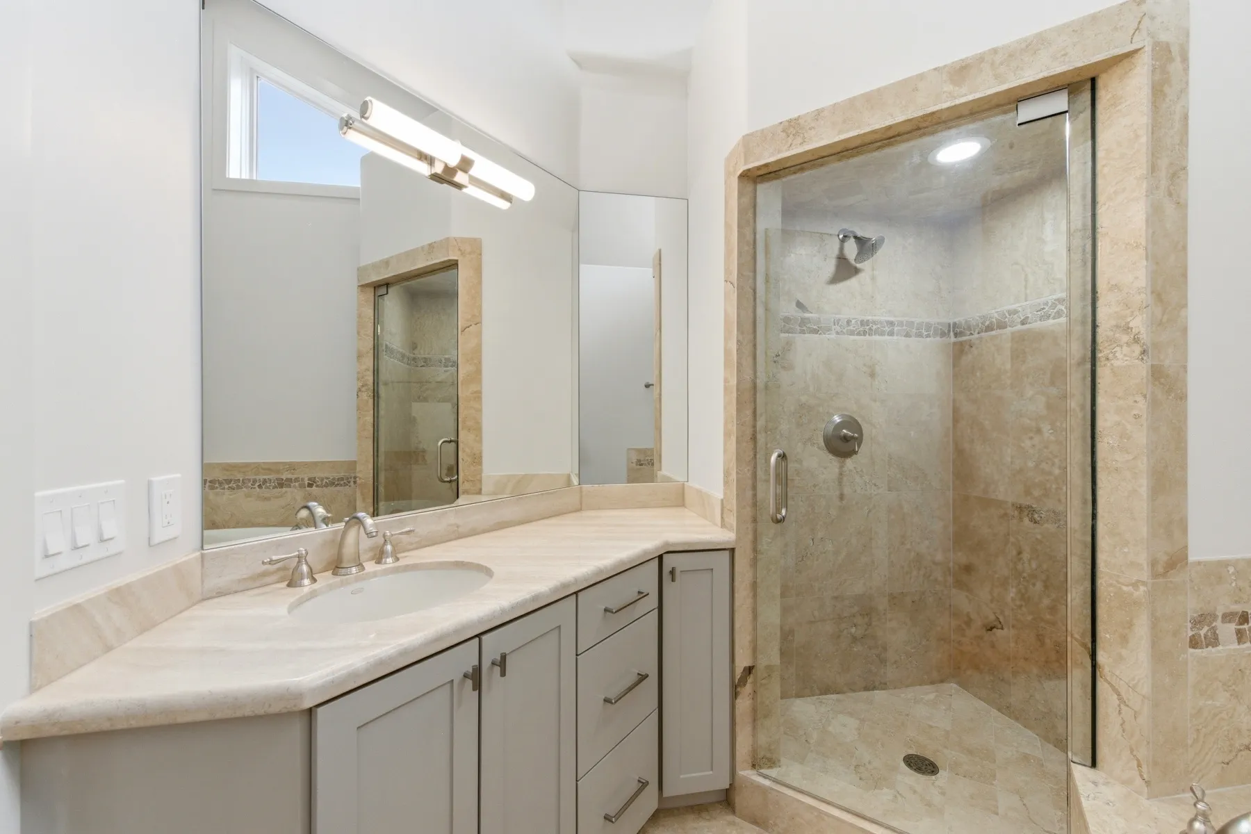 #3 Guest Suite Bathroom