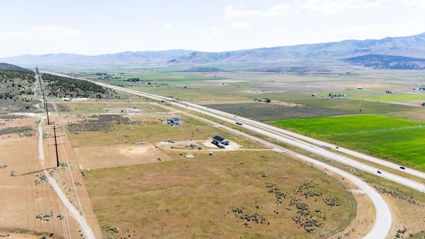 Expansive land parcel featuring direct highway frontage