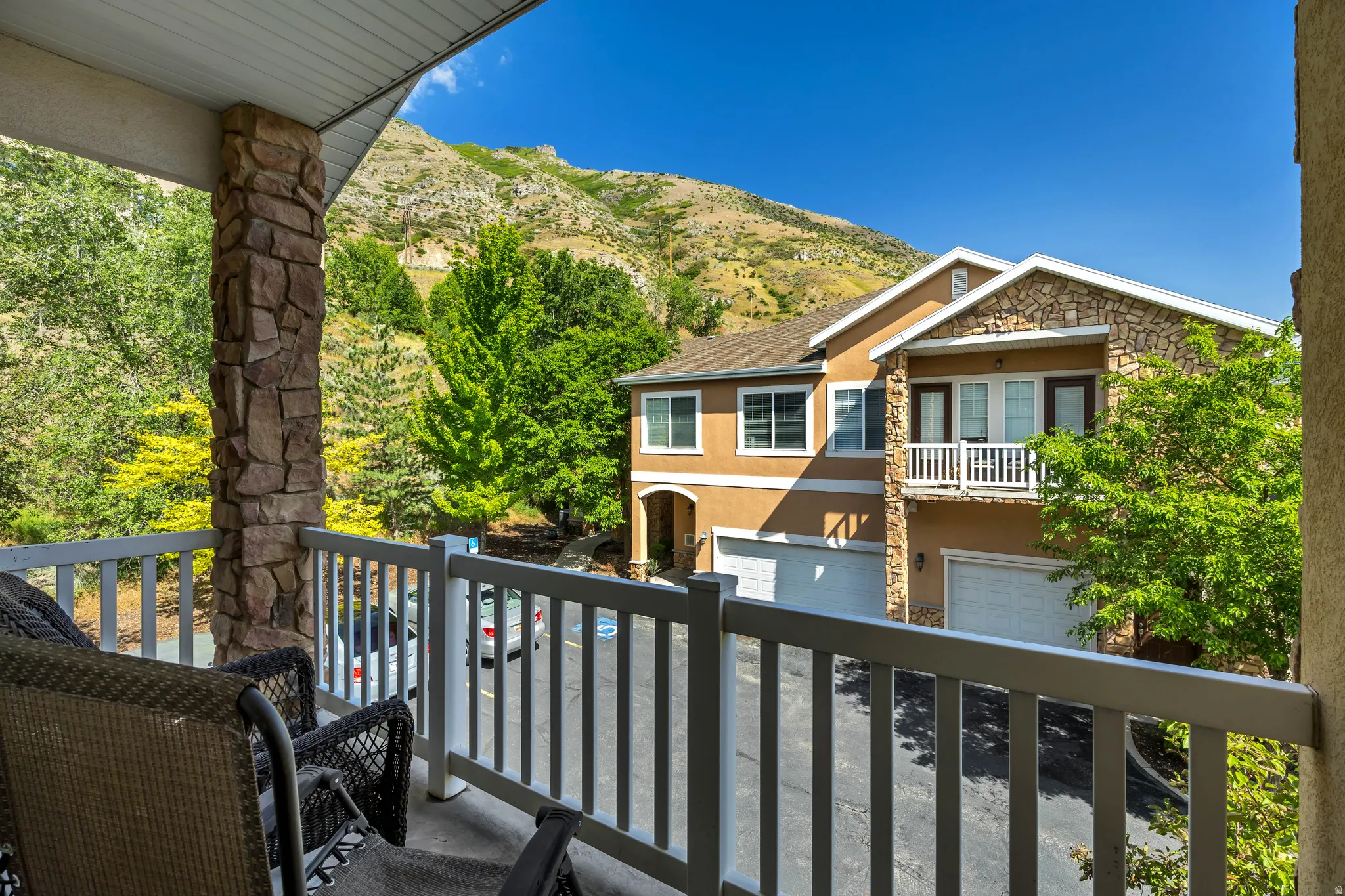 Top floor unit with deck and beautiful views.