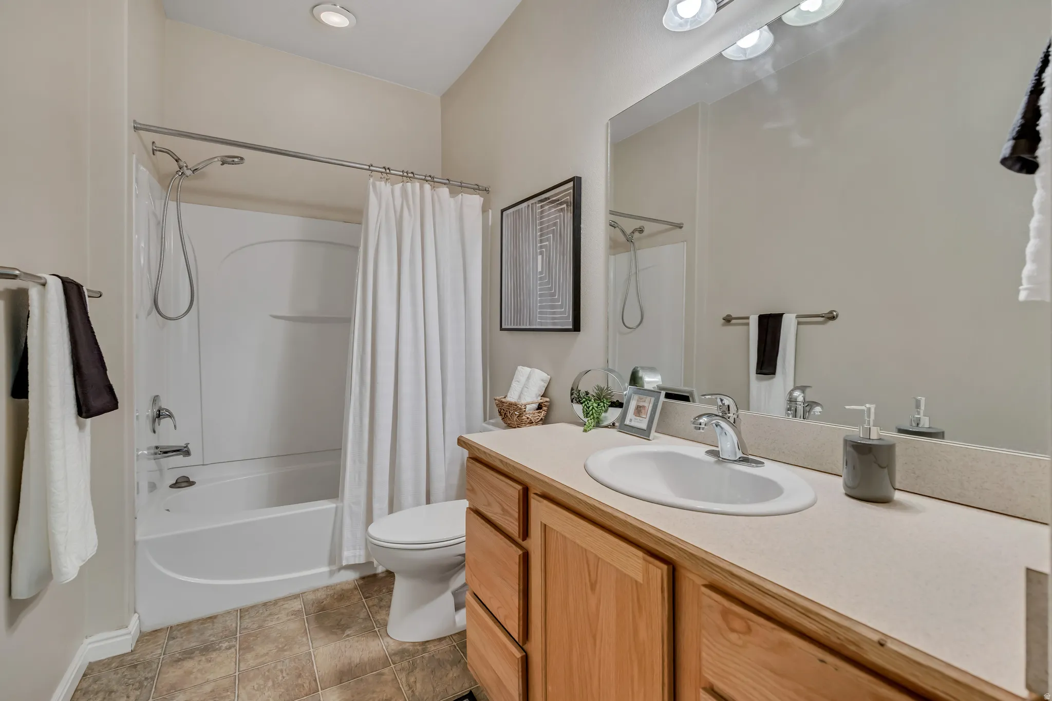 Second full bathroom for guest use and shared between bedrooms 2 and 3.
